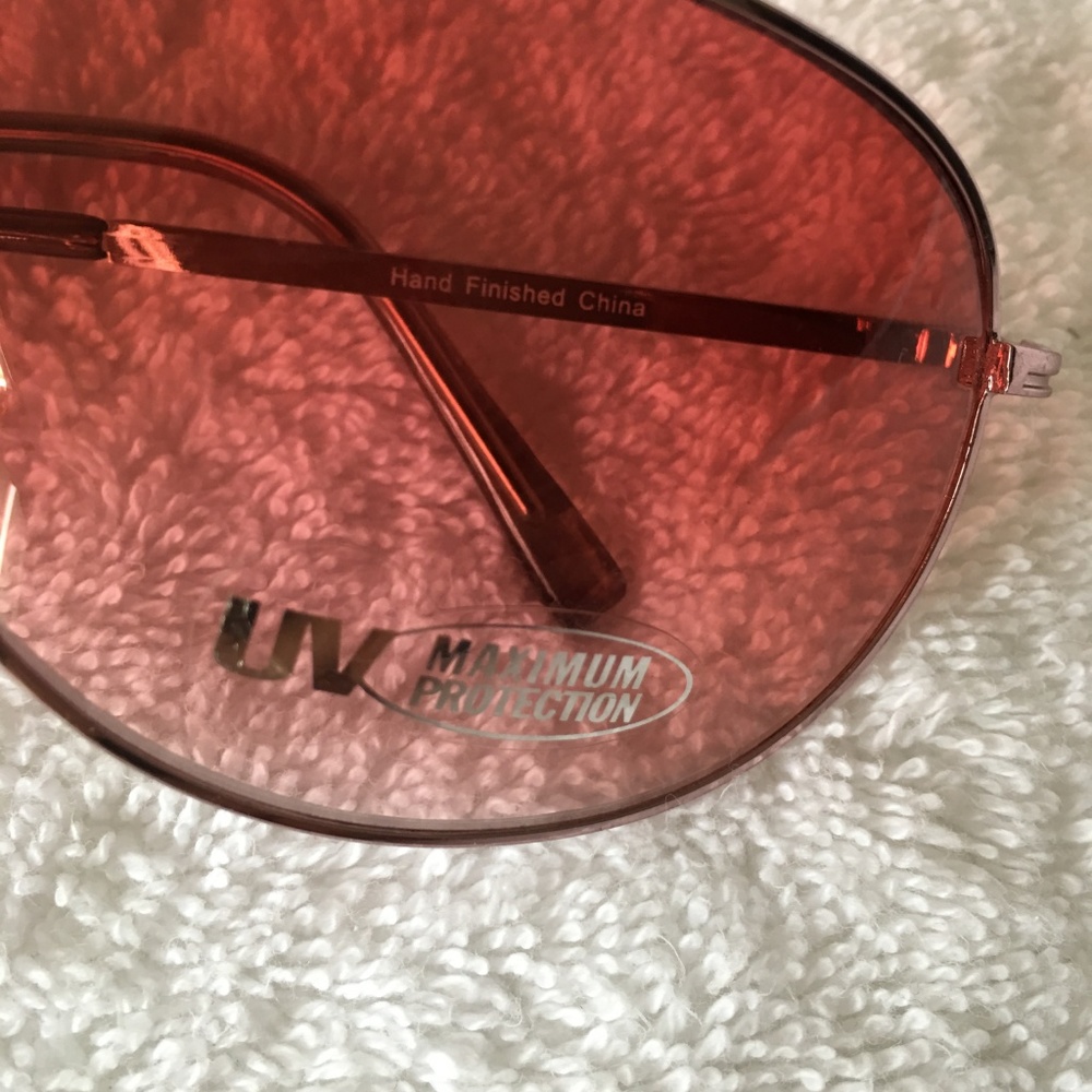 Sunglasses - Picture 2 of 5